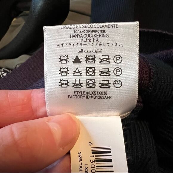 BCBGmaxarzia runway merino wool blend sweater - Picture 4 of 10